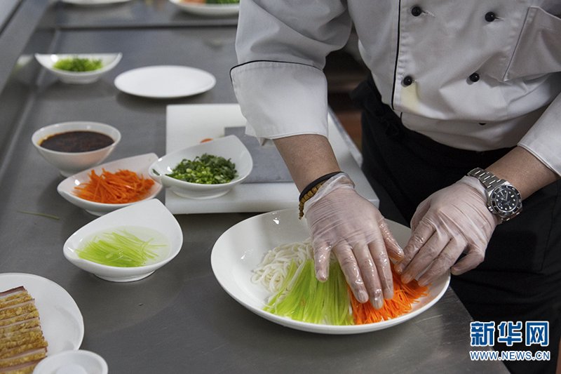 昆明美食地图更新:探索新口味与老味道的交织